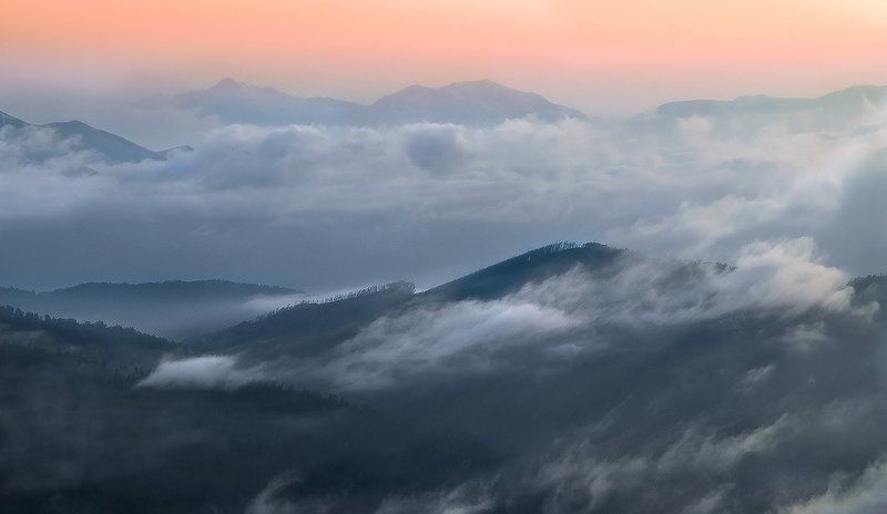 И вот поплыли облака фото превью