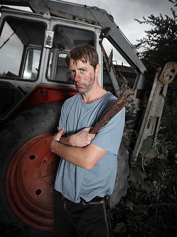 василий, трактор, механик Basil the mechanik фото превью