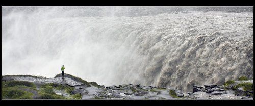 Вся мощь и сила водопада Детифосс, Исландия