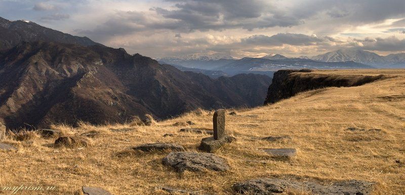 армения, горы, хачкар, камни Древние камни фото превью