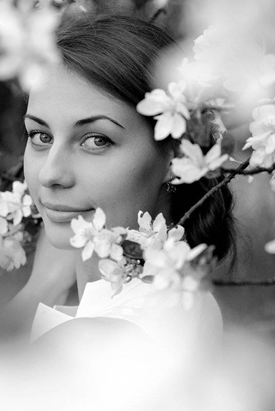 цветы, девушка, взгляд, весна, Владимир Белый