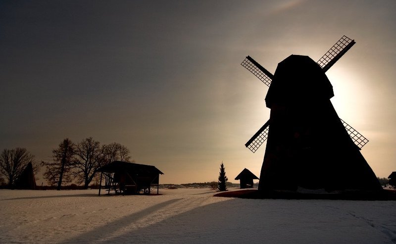 каждому Дон Кихоту своя мельница фото превью
