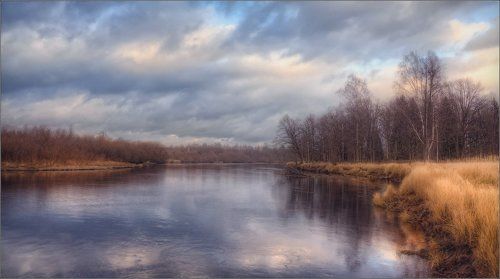 / Про осень, вечер и круги на воде... /