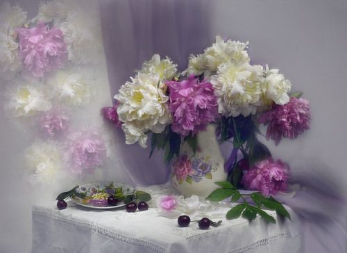 ЗАПАХ ПИОНОВ РОЗОВО-НЕЖНЫЙ...