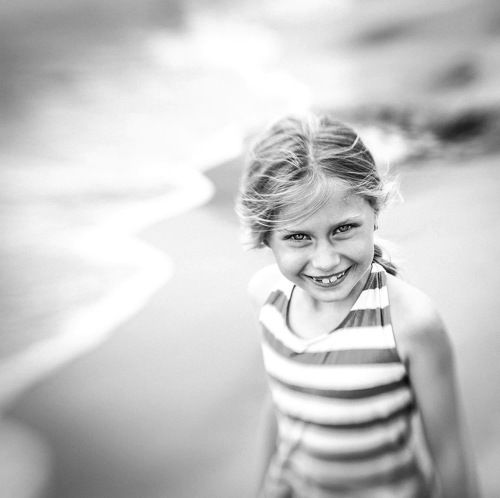 sea and girl