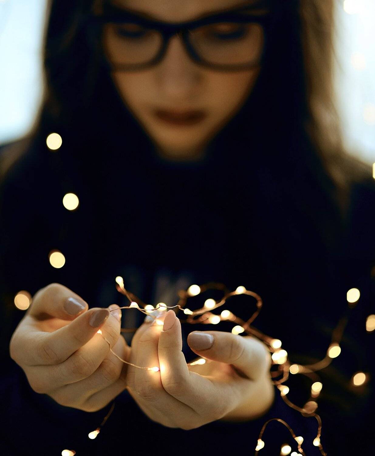 руки, огоньки, фонарики, очки, мода, Дарья Комарова