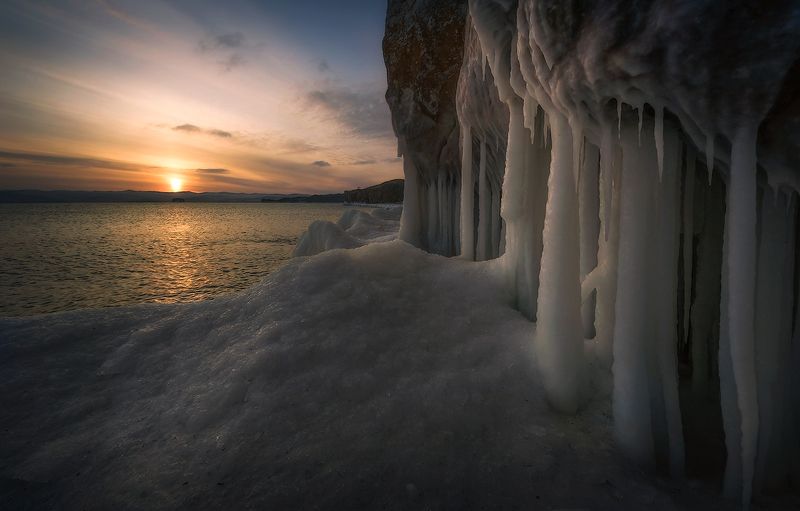 байкал, декабрь, лёд... На рассвете… фото превью