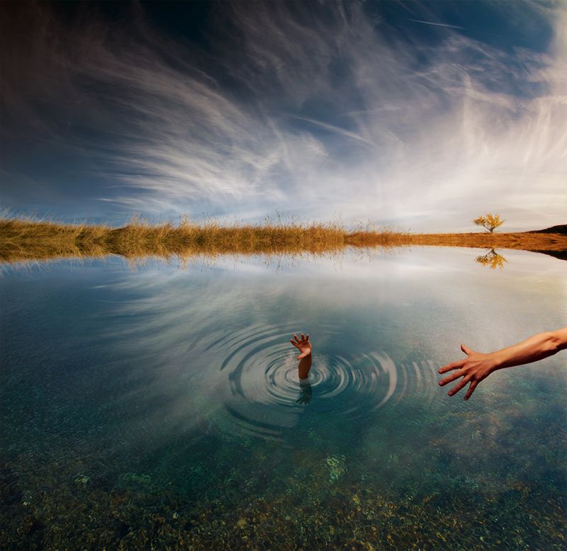 Help! фото превью