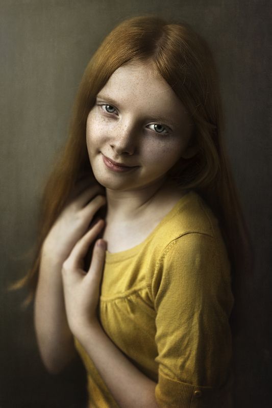 Amber in vintage yellows.. фото превью