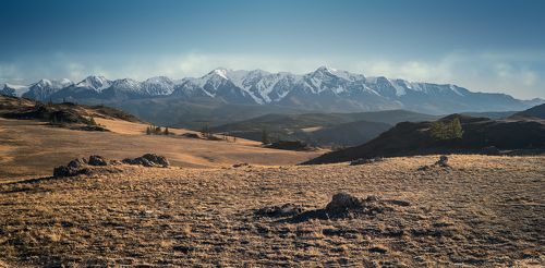 Северо-Чуйский в вечернем свете