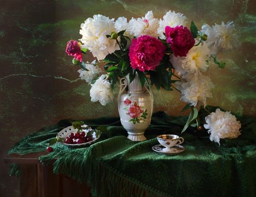 Роскошь пионов...