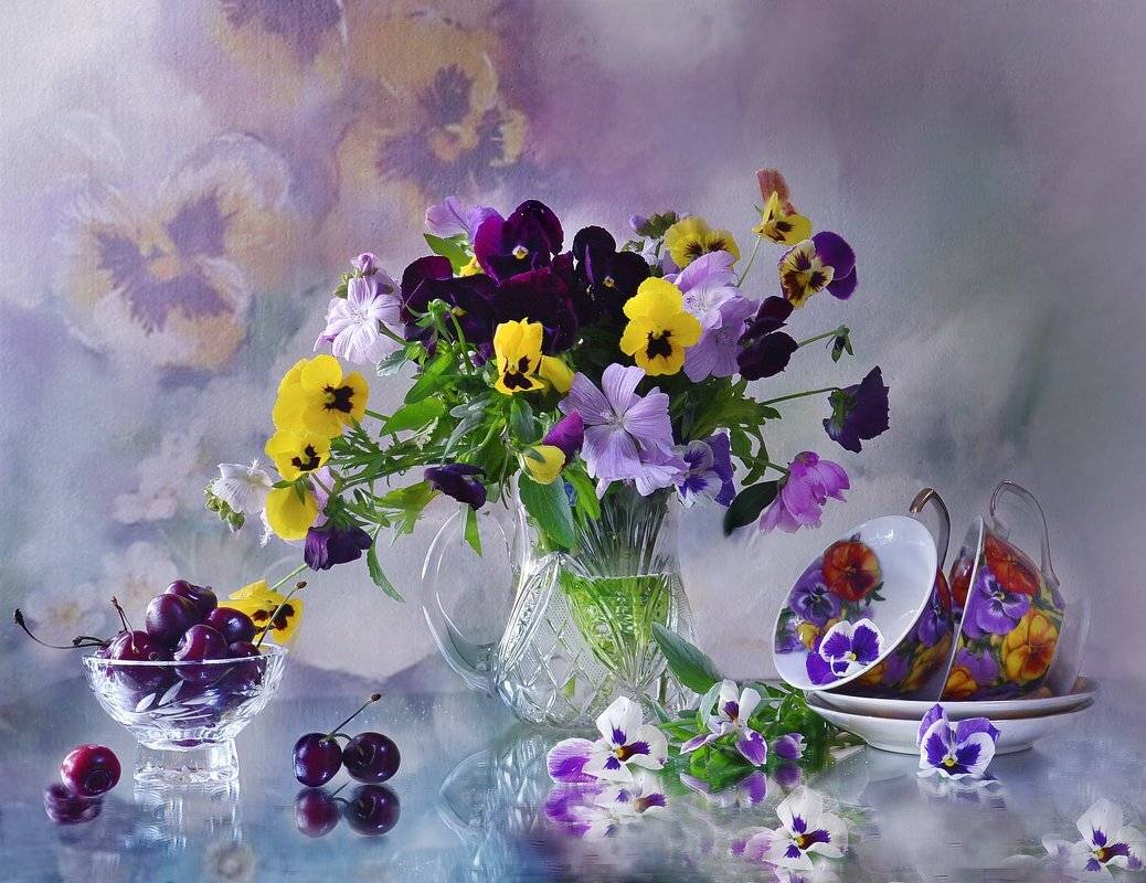 still life, натюрморт, анютины глазки, зеркало, июль, лето, отражение, фарфор, фото натюрморт, цветы, Колова Валентина