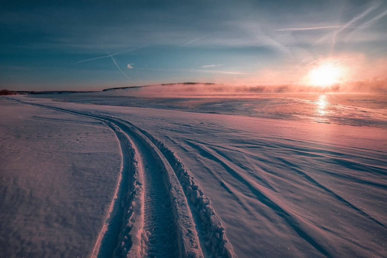пейзаж, зима, река, лед, снег, утро, рассвет, восход, мороз, холод, волга, след, туман, Андрей Чиж