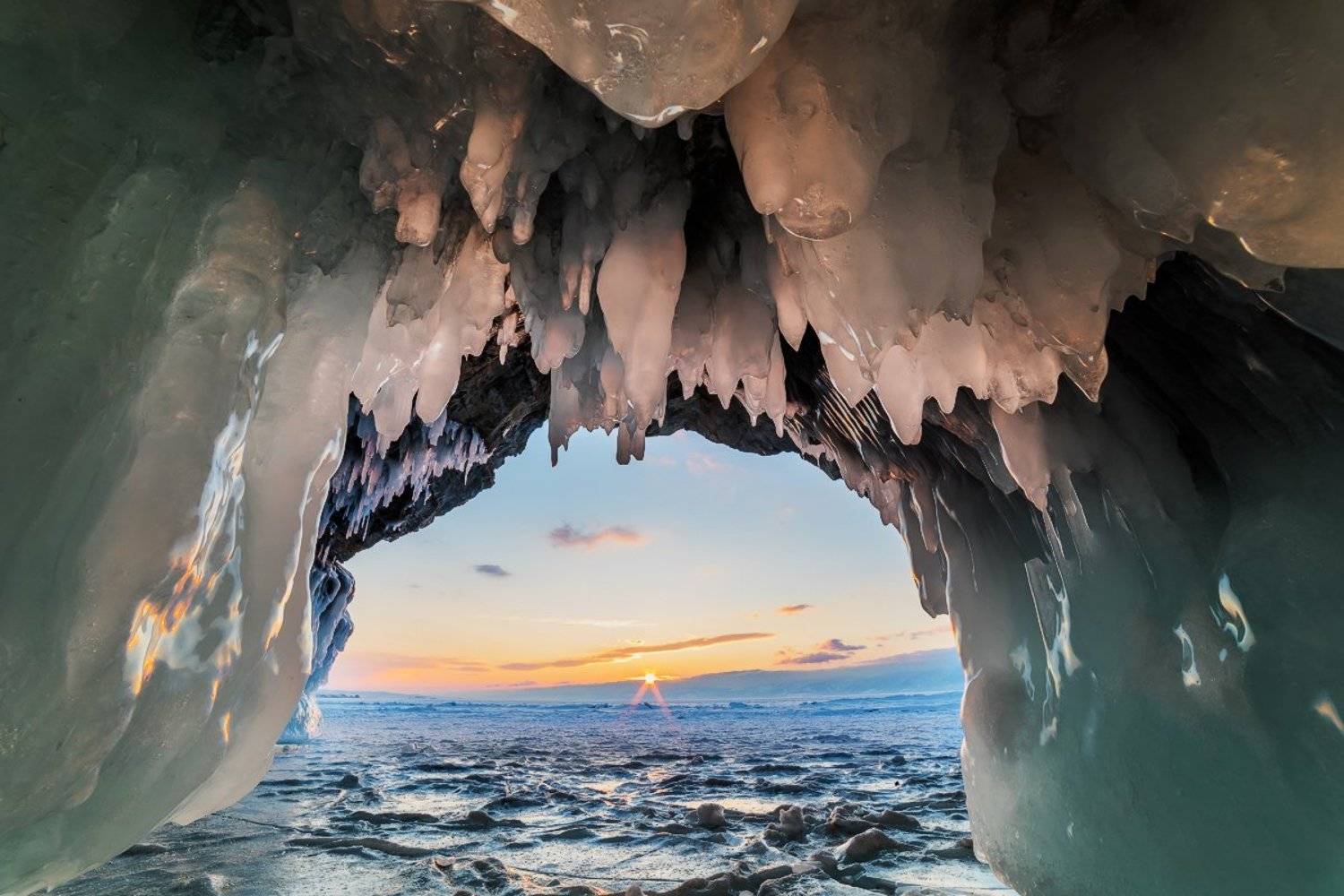 байкал,зима,пещера, лед, закат, Антон Петрусь