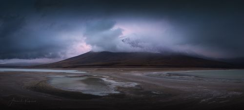 Пасмурное утро в Laguna Verde...