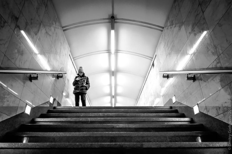 #photobydmitrygorkovets #streetphotography #moscow #russia #moscowsubway Stairway фото превью