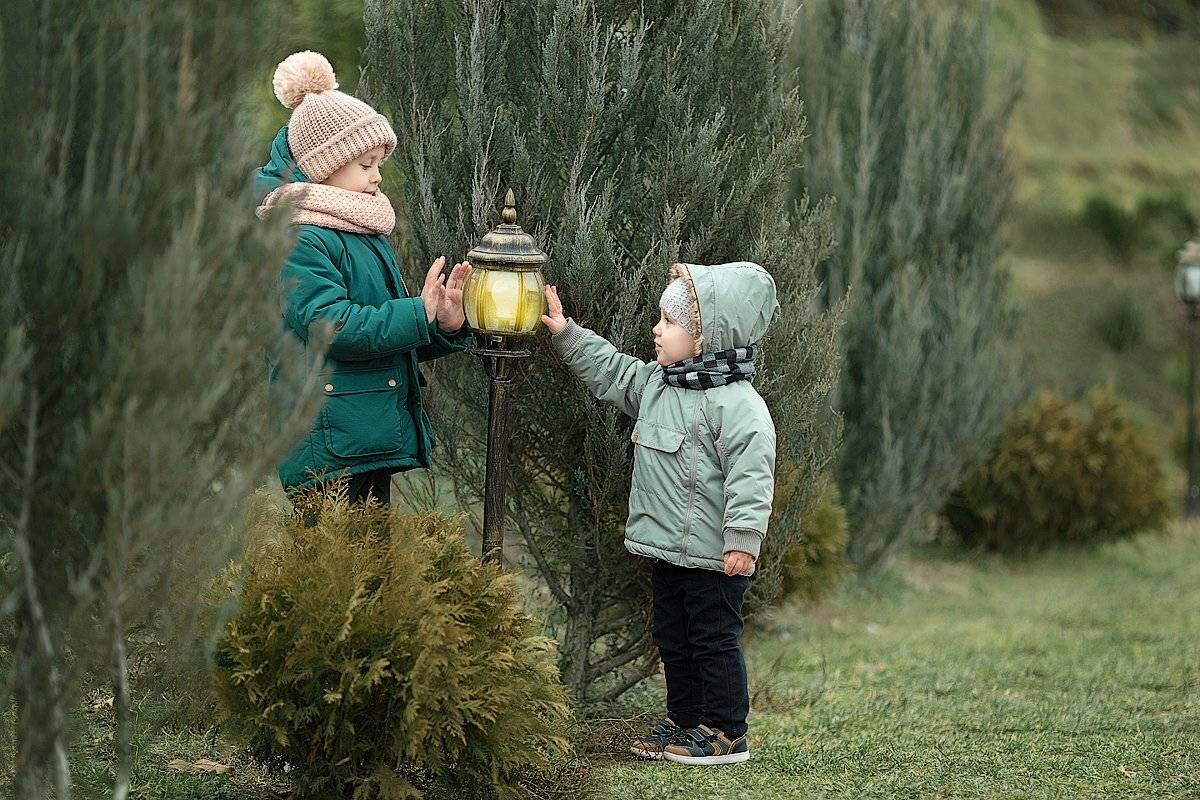 прогулка, фотосессия, детский и семейный фотограф, весна, малыш, мальчики, братья, солнышко, улыбка, радость, эмоции, счастье, восторг, Францева Ольга
