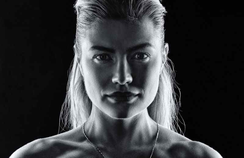 portrait, shadows,bw *** фото превью