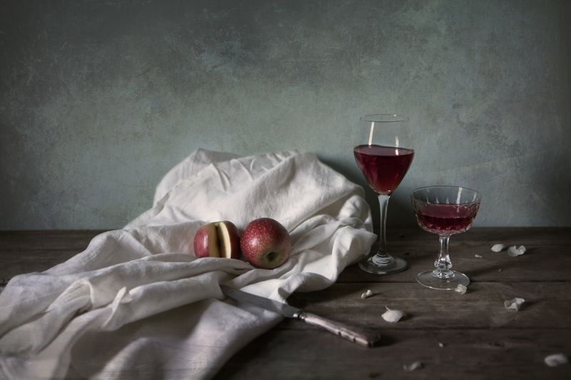 Still life with Wine and Apples фото превью