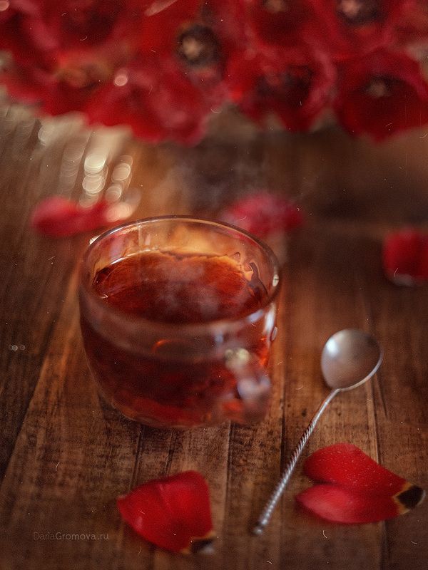 боке, ручной обьектив, мануальная оптика, фотограф, фотосессия, натюрморт, фото, блики, цветы, гелиос, макро, чай, тюльпаны Тюльпановый чай фото превью