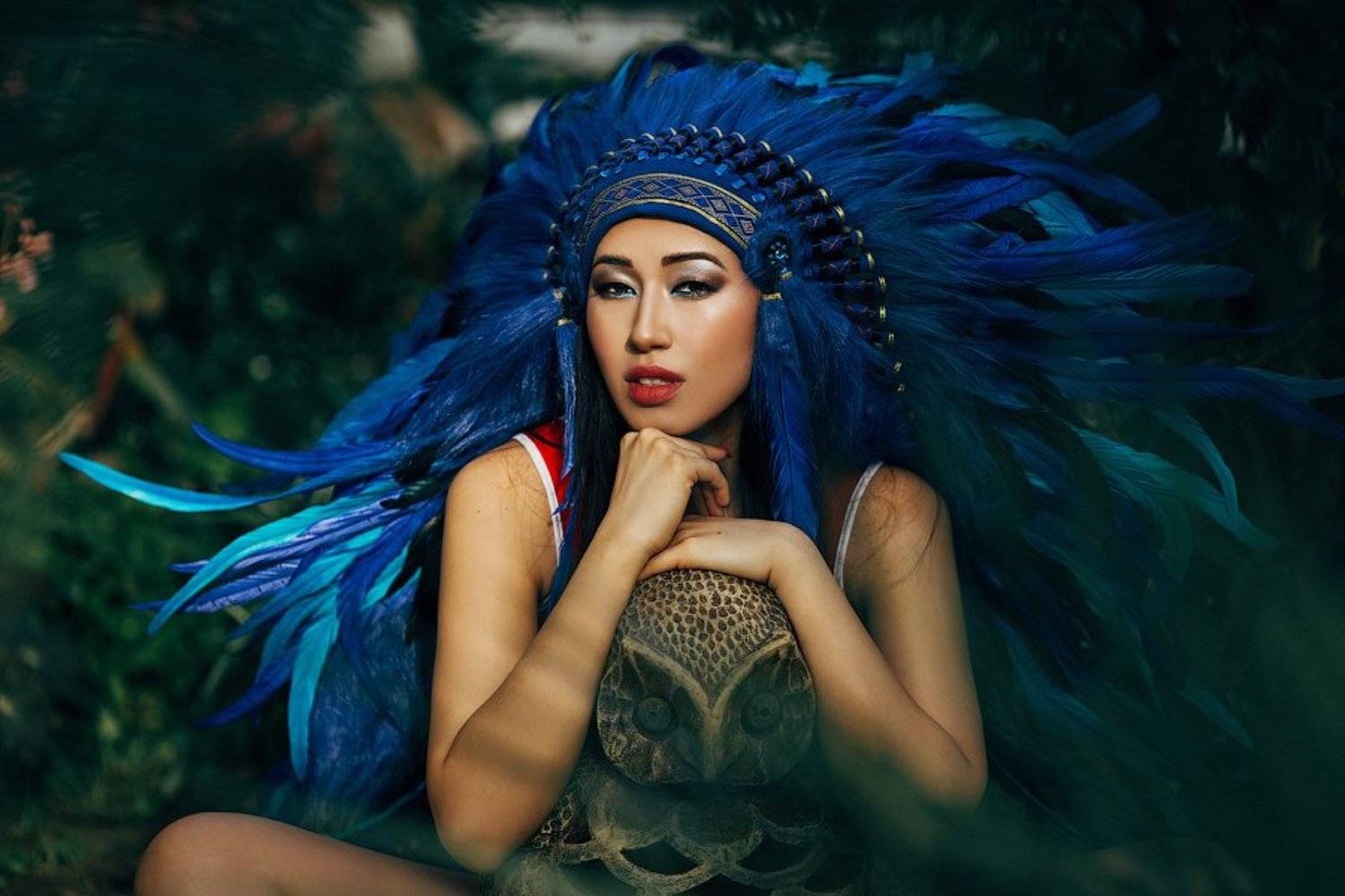 перо роуч, Марина Бондарь