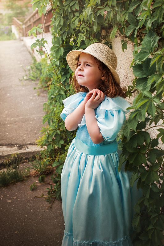 девочка весна  Вика фото превью