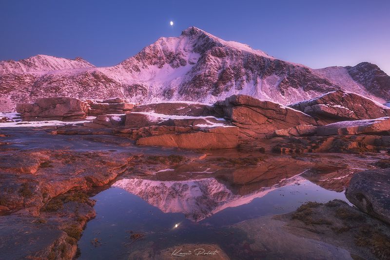 Passage to blue hour фото превью