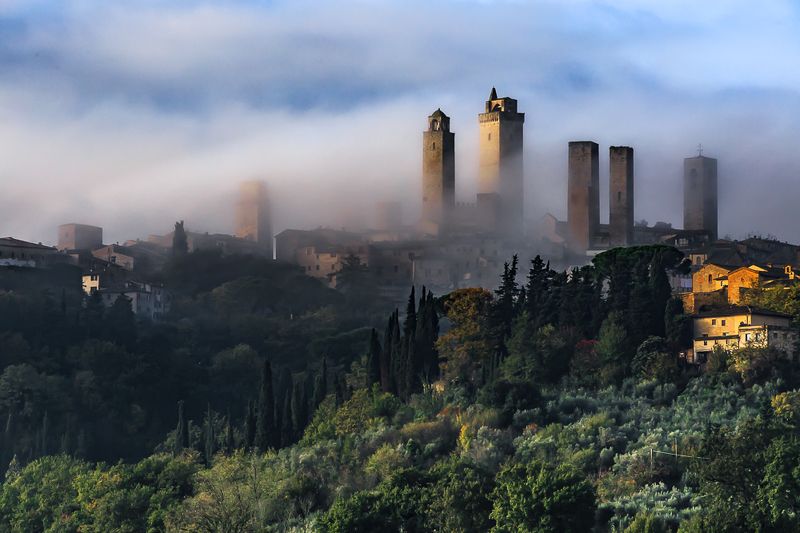 Древние башни фото превью