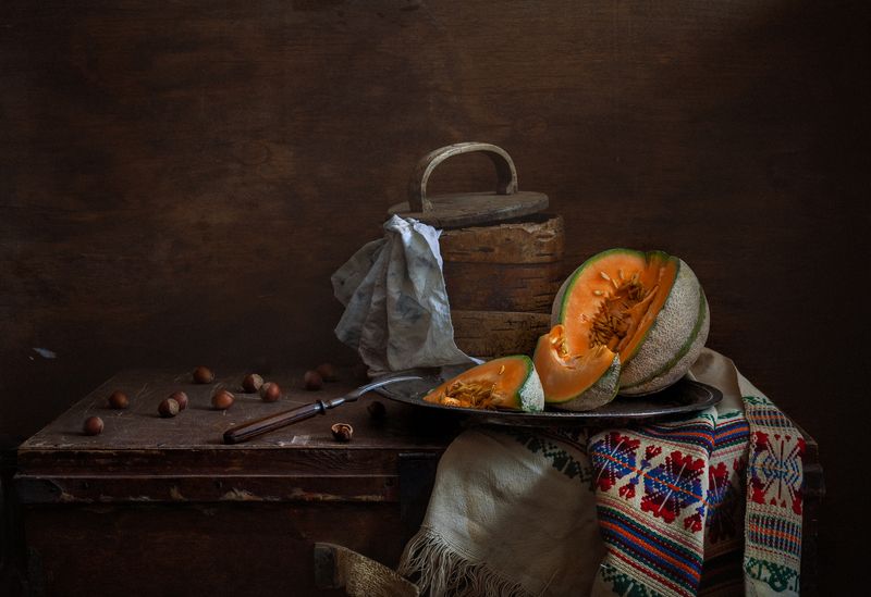 натюрморт, натюрморт с дыней, дыня, still life, stilleven, melon, still life with melon, evgeny kornienko, евгений корниенко, орехи натюрморт с дыней (вариант) фото превью
