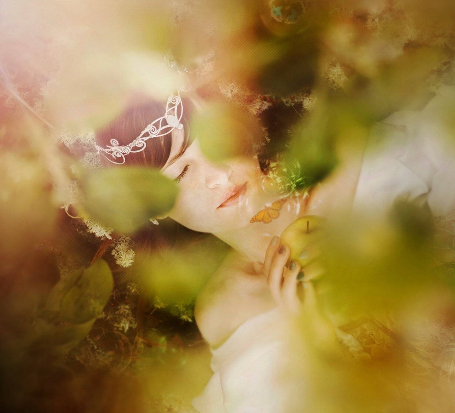 портрет,девушка,сад, Мария Буданова