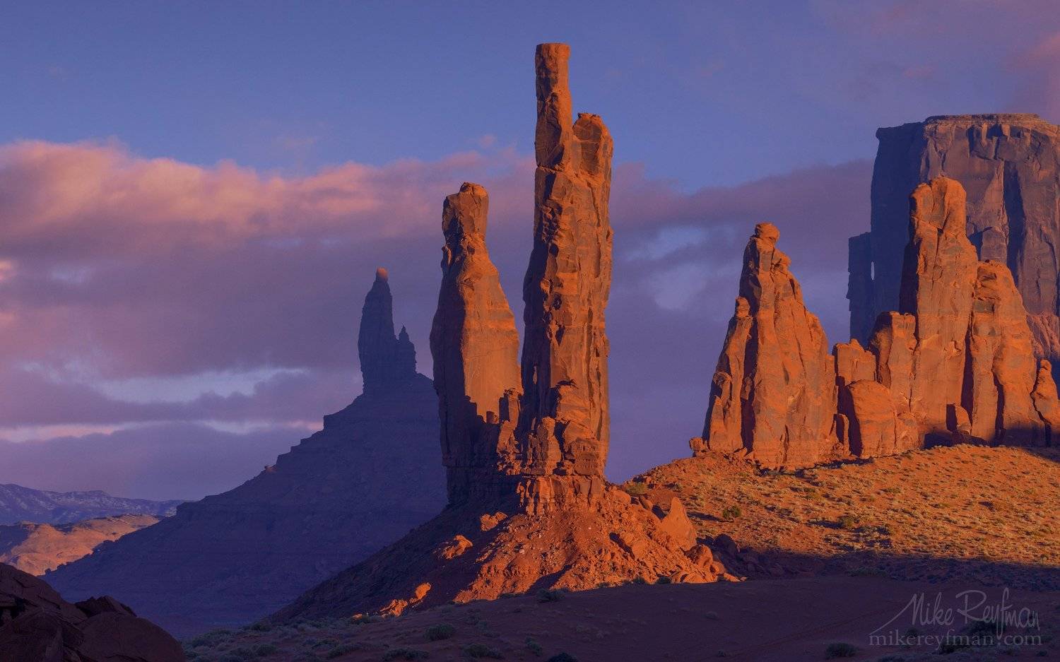 400mm, totem pоle, yei-bi-chei, monument valley, arizona, usa, Майк Рейфман