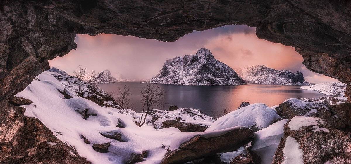 lofoten,cave,winter,, Marek Biegalski