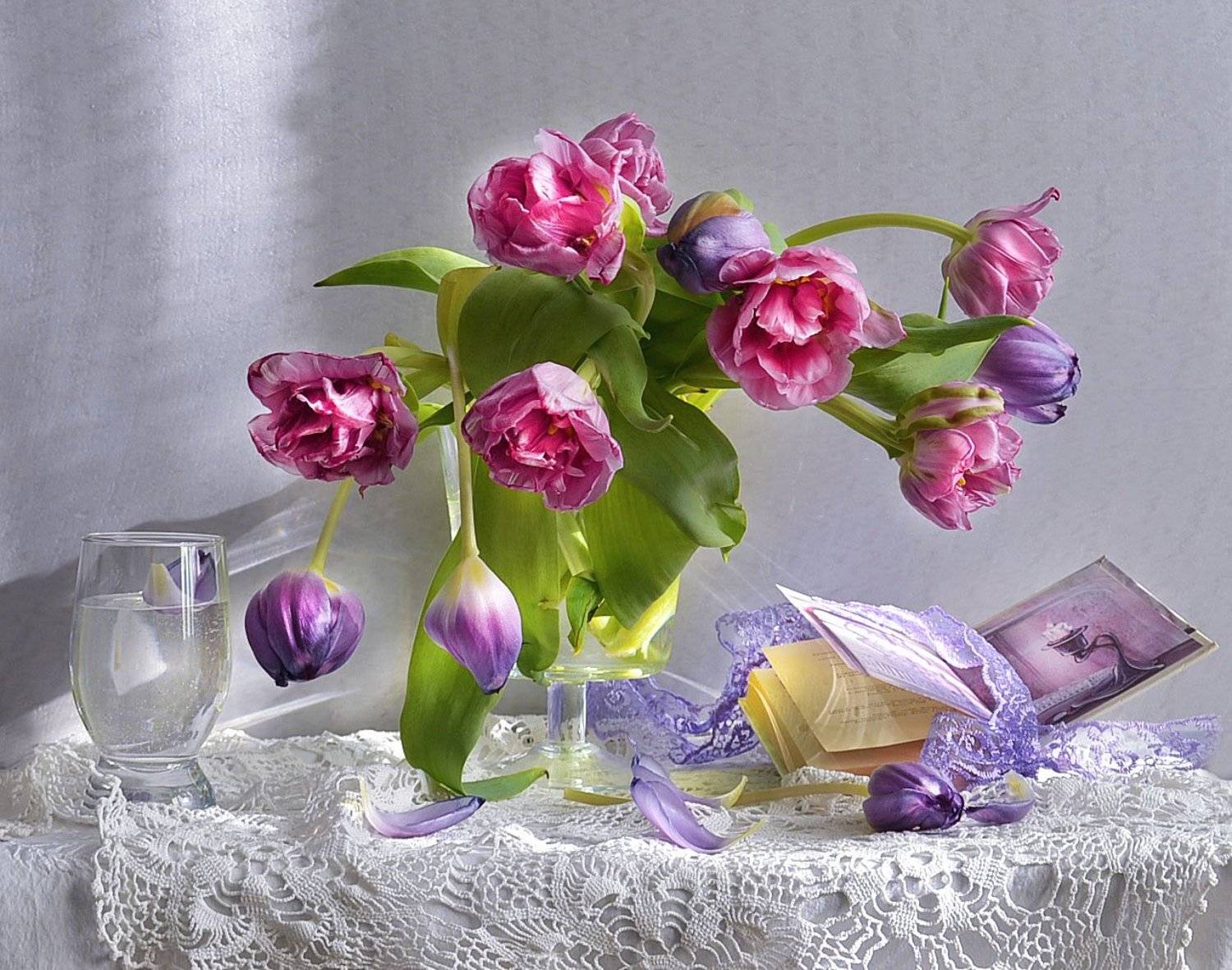 still life, натюрморт, тюльпаны, весенние краски, весна, книга, роман, стихи, фото натюрморт,, Колова Валентина