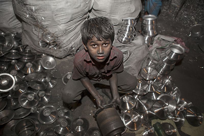 Gobindapaul, Street, Aisa, Urban, child, Bangladeshi_photographer, color,digital,  Struggling childhood фото превью