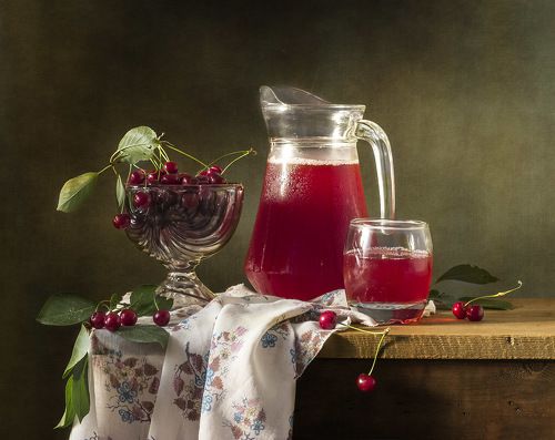 Компот из вишни