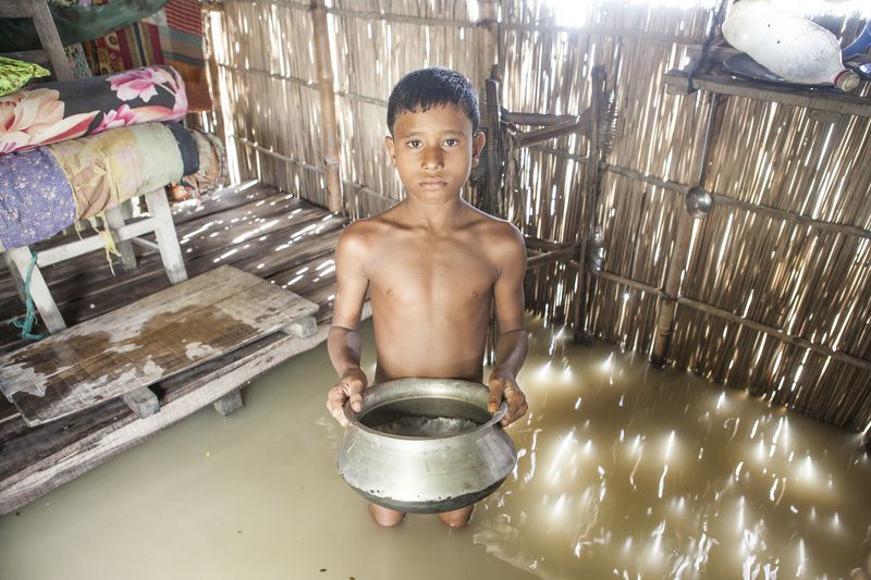Gobindapaul, Street, Aisa, Urban, child, Bangladeshi_photographer, color,digital,  Fade life  фото превью