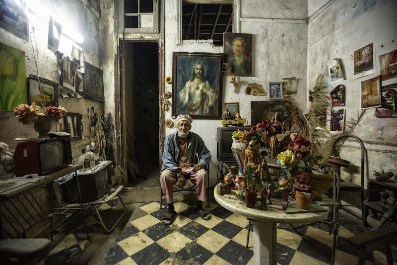 Многообразие культов фото превью