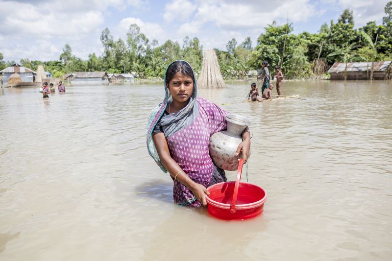 Gobindapaul, Street, Aisa, Urban, child, Bangladeshi_photographer, color,digital,  Curse disguise  фото превью