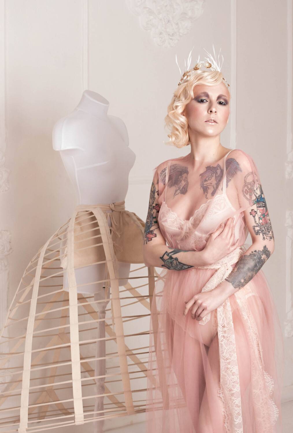 манекен, девушка, цветы, тату, неформальная модель, ретро, стилизация, Валерия Малиновска