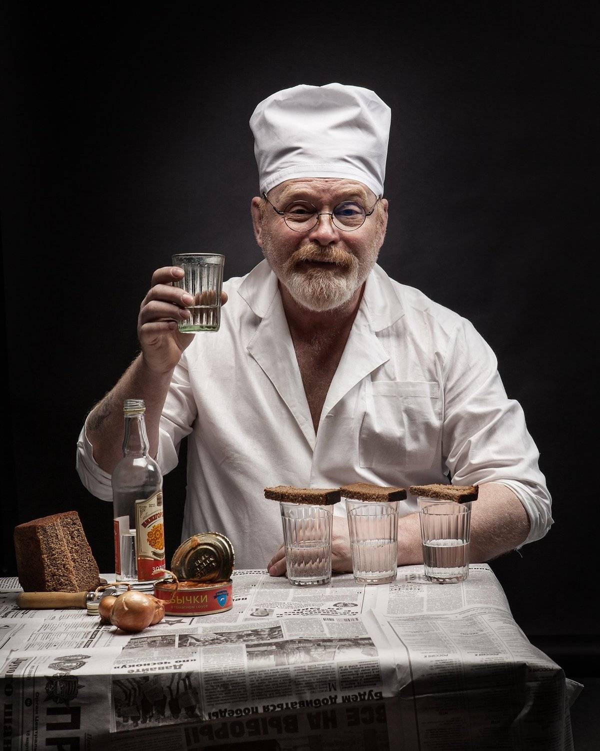 врач водка айболит белый халат поминки, Шипов Олег