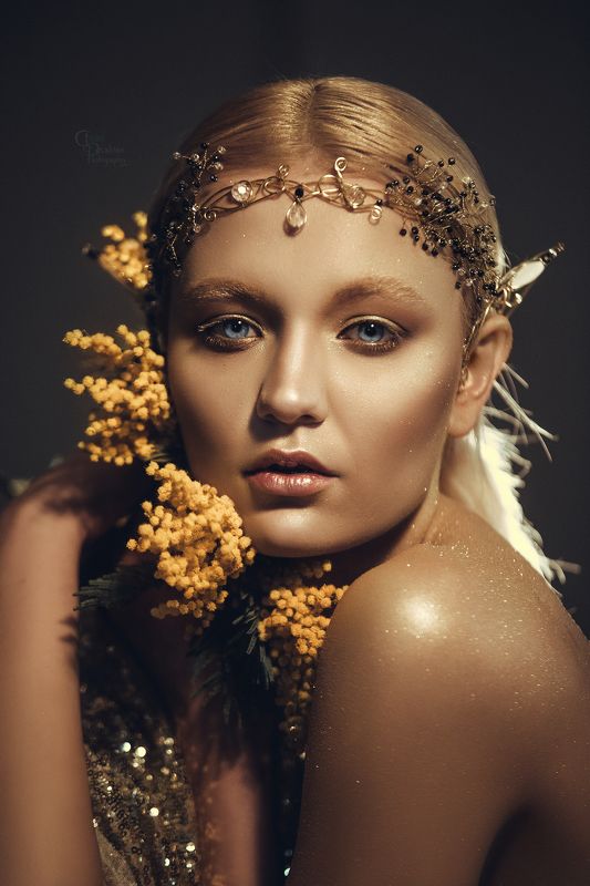 девушка модель портрет мимоза весна женский образ макияж работа женщина фотография жанр Kira фото превью