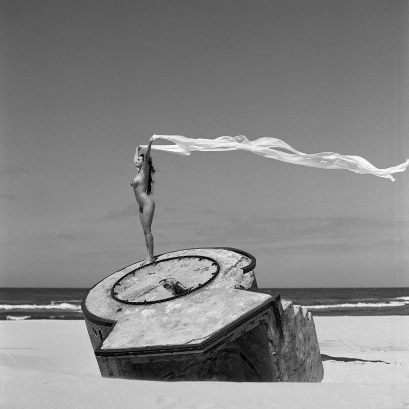 akt, nude, analog, women, hasselblad, ninoveron, topless, fineart, bw, 6x6, sea, sun, Beti фото превью