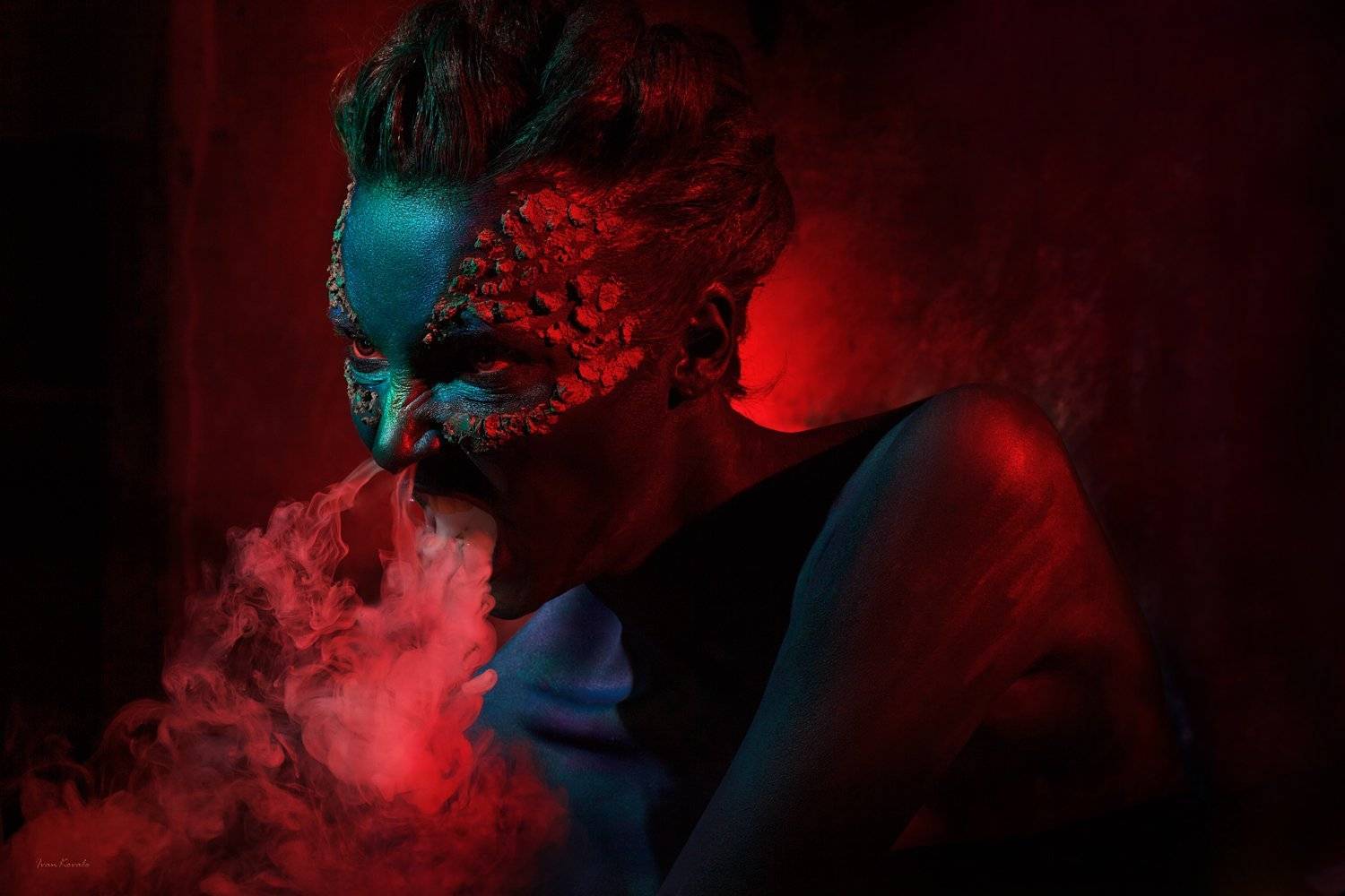 люди, портрет, дракон, арт, фейсарт, бодиарт, цвет, красный, огонь, дым, голова, взгляд, креатив, студия, фотокузница, ivankovale, Ковалёв Иван
