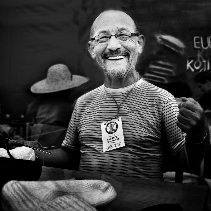 вязальщицы, хобби В чемпионате по вязанию носок фото превью