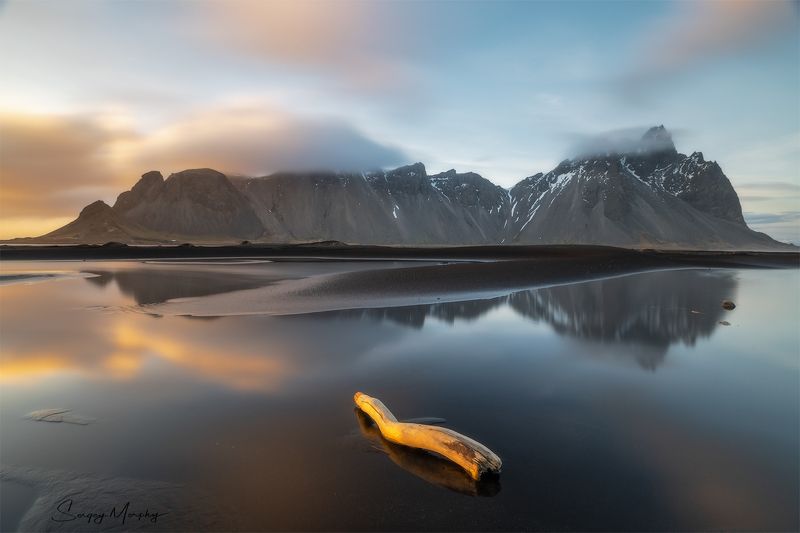 Sunset view on Vestrahorn. Iceland. фото превью