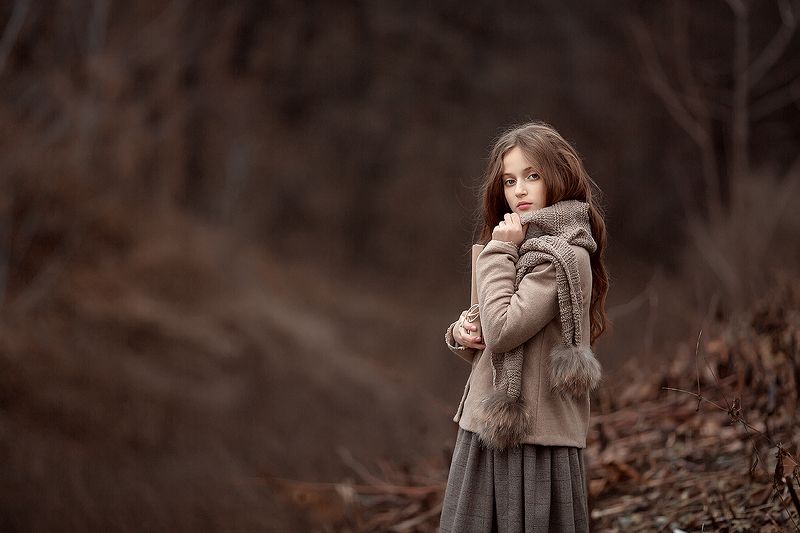 девочка весна грусть   фото превью