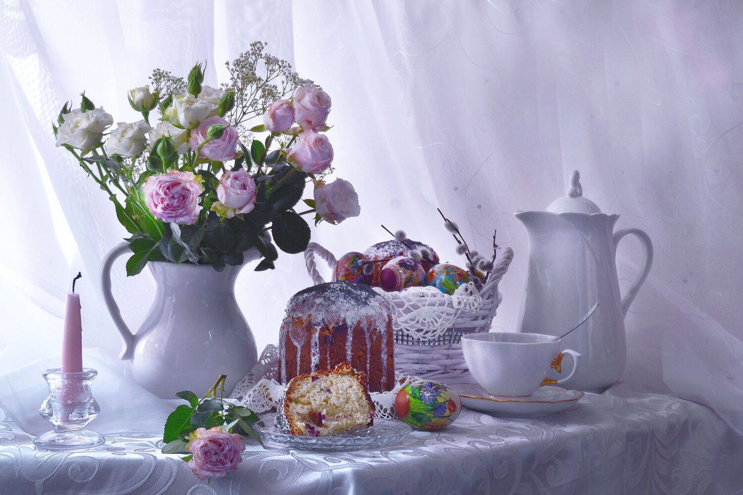 апрель,still life, натюрморт, верба, весна, куличи, настроение, пасха, пасхальные яйца, праздник, розы, светлая седмица, свеча, фарфор, цветы, Колова Валентина