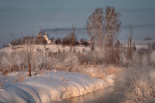 Дым от печки стелется
