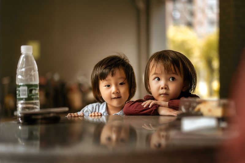 Sisters фото превью