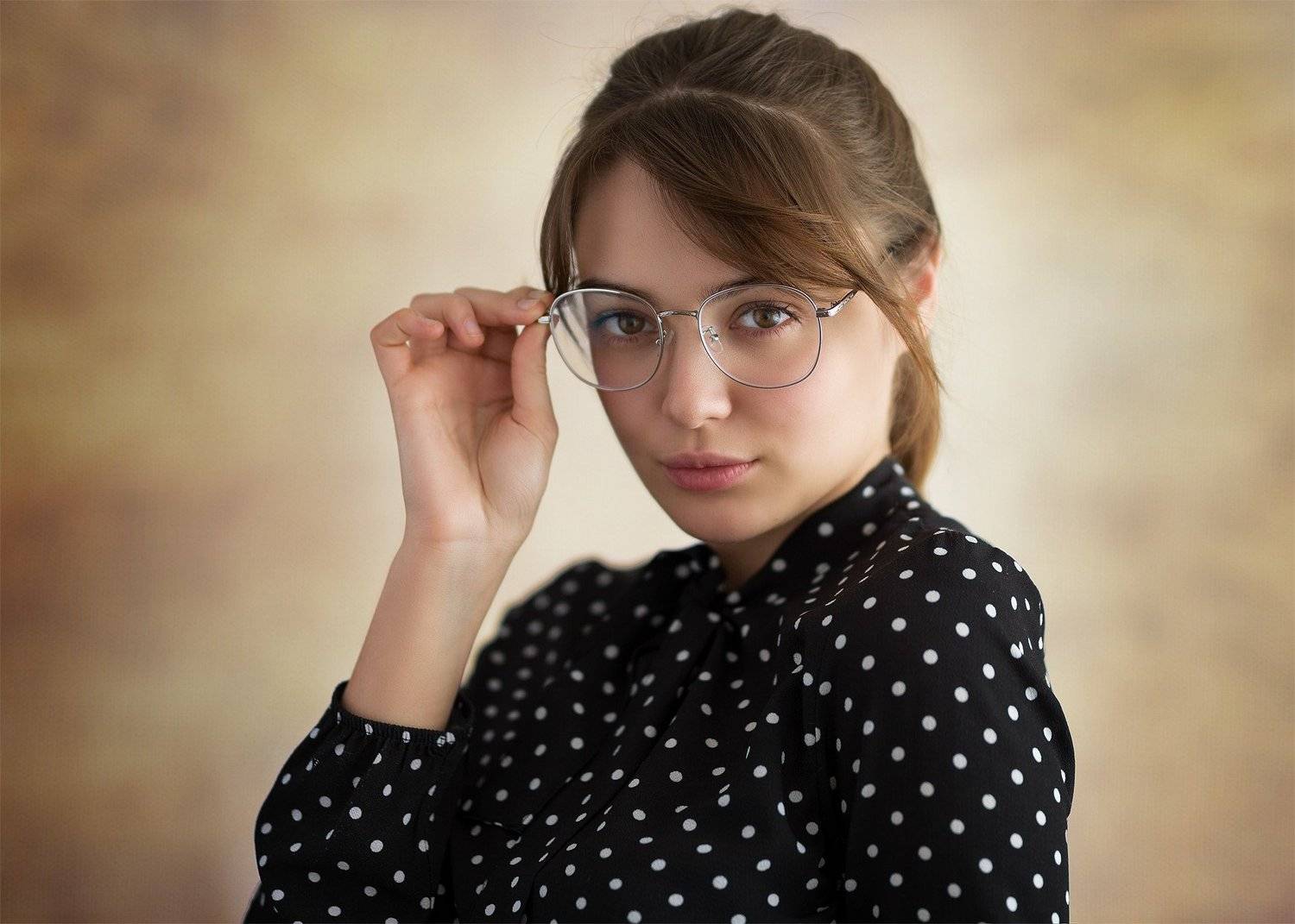 девушка, молодая, красивая, лицо, портрет, взгляд, красота, естественный свет, sigma, брюнетка, Евгений Сибиряев